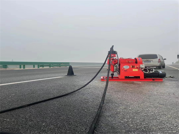 玉田马路路基路面开裂下沉注浆加固灌浆